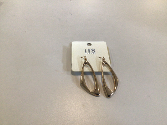 Gold dangle earrings