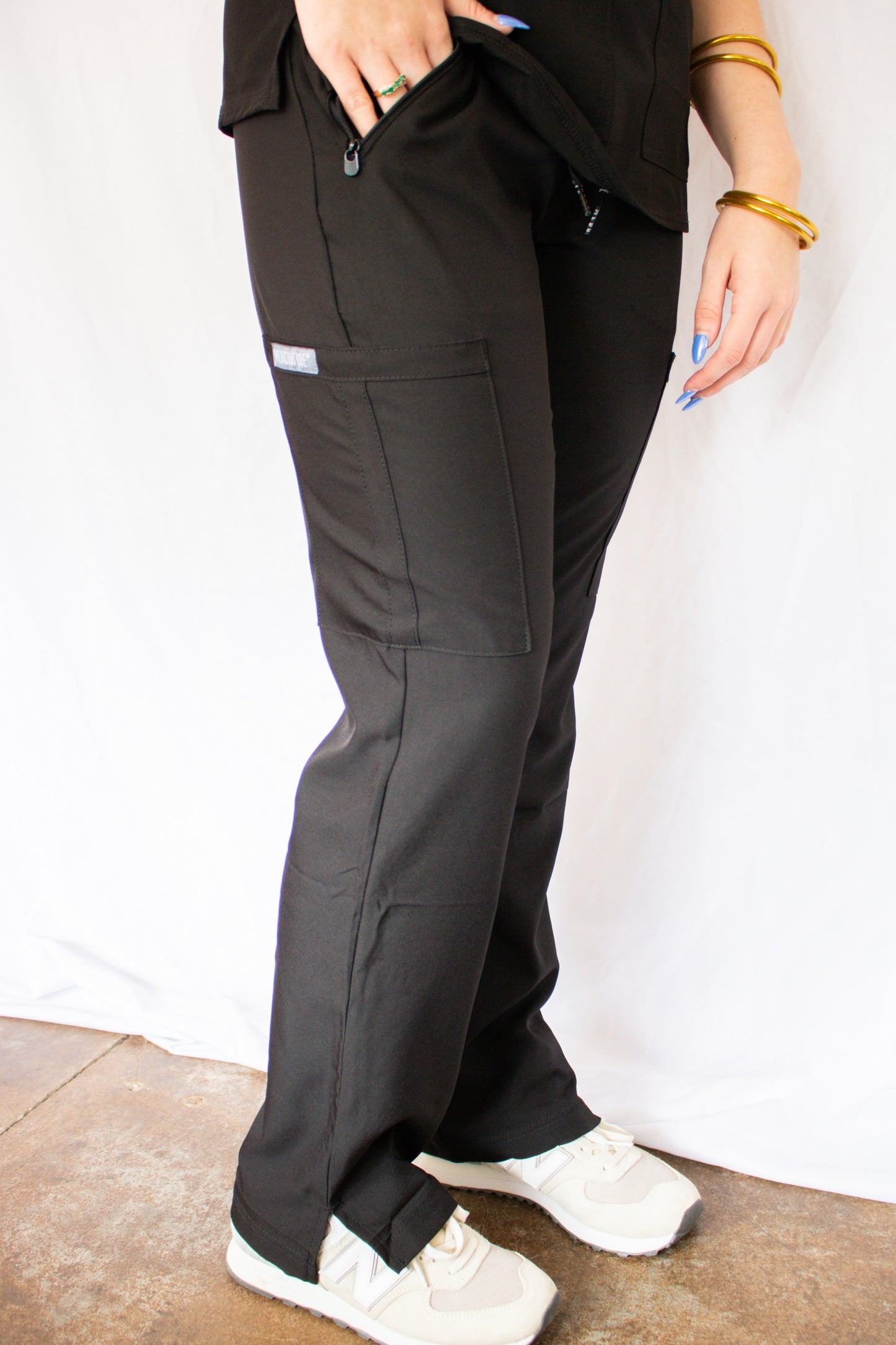 Med Couture Insight Zipper Pant MC2702