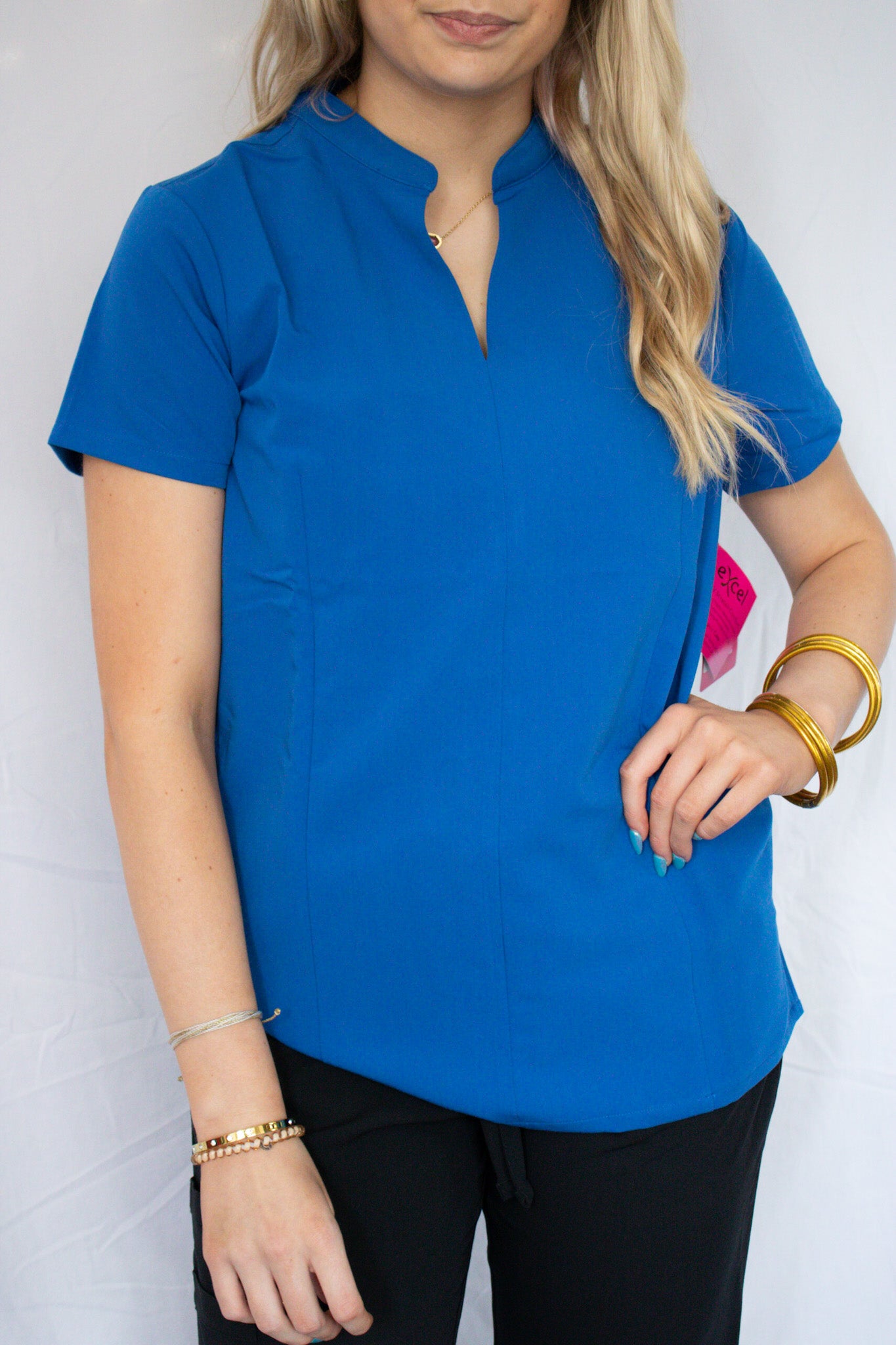 Notched V-Neck with Mandarin Collar 545